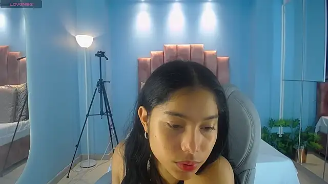 Milaa Star  online show from 02.18.26