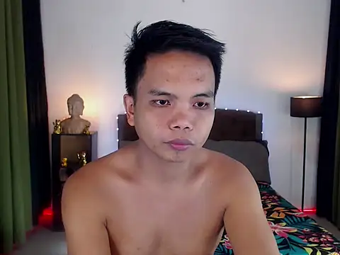 Snapshot of XExtraServiceManX chatting on 10.06.25 XExtraServiceManX online show from 10.06.25