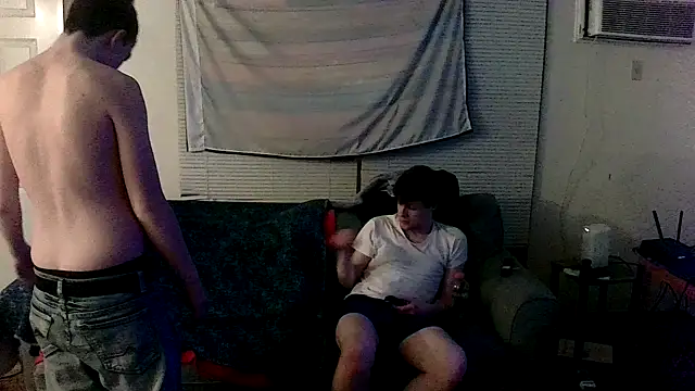 Snapshot of BigIncognitoXXX chatting on 02.01.26 BigIncognitoXXX online show from 02.01.26