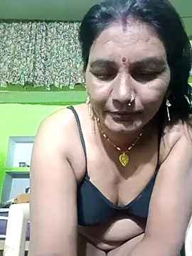 ZIVAA online show from 11.12.25