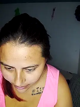 Snapshot of yelezia chatting on 10.09.25 yelezia online show from 10.09.25