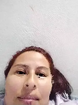 Snapshot of yelezia chatting on 01.14.26 yelezia online show from 01.14.26