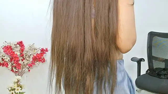 Snapshot of ruby100 chatting on 11.26.25 ruby100 online show from 11.26.25