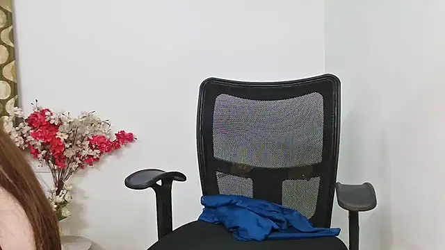 Snapshot of ruby100 chatting on 01.14.26 ruby100 online show from 01.14.26