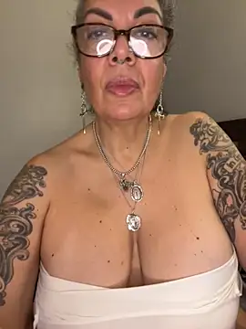 dieseldame1313 online show from 11.09.25