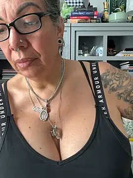 dieseldame1313 online show from 06.18.26