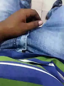 Snapshot of achabacha09 chatting on 09.19.25 achabacha09 online show from 09.19.25