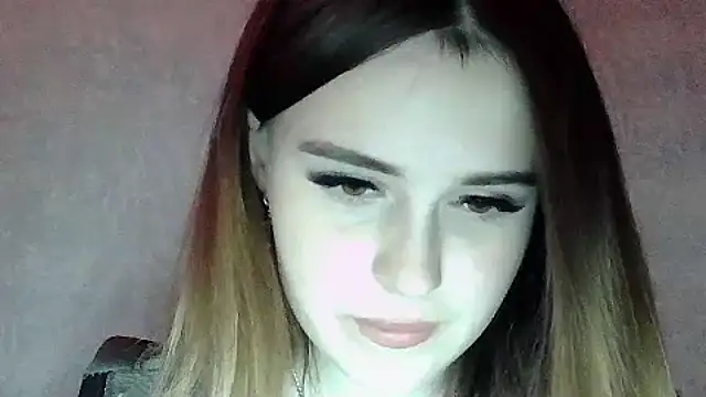 Snapshot of SweetLoraa chatting on 11.07.25 SweetLoraa online show from 11.07.25