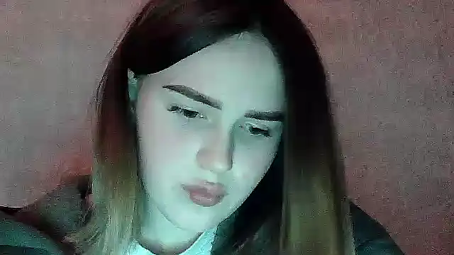 Snapshot of SweetLoraa chatting on 11.13.25 SweetLoraa online show from 11.13.25