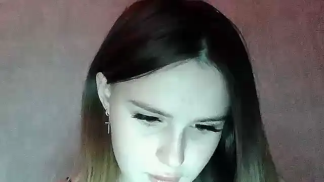 Snapshot of SweetLoraa chatting on 11.29.25 SweetLoraa online show from 11.29.25