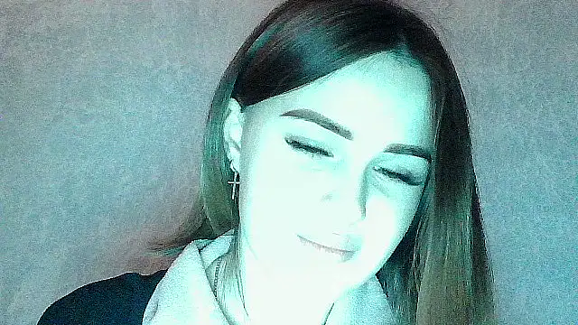 Snapshot of SweetLoraa chatting on 12.03.25 SweetLoraa online show from 12.03.25