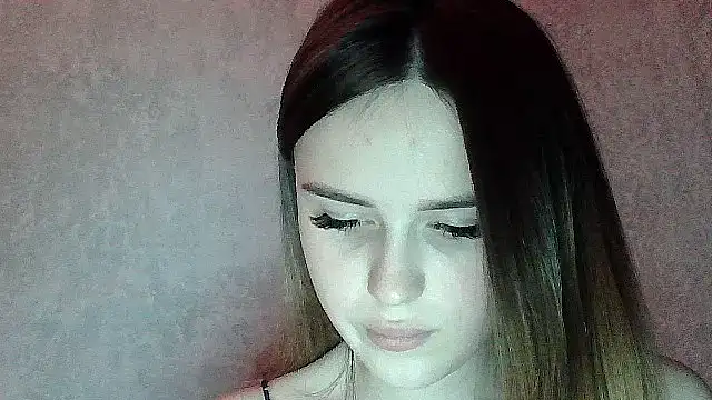 Snapshot of SweetLoraa chatting on 01.14.26 SweetLoraa online show from 01.14.26