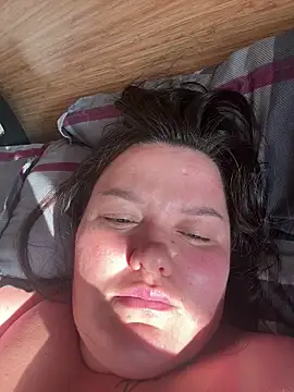 SunnyLeila2101 online show from 06.30.26