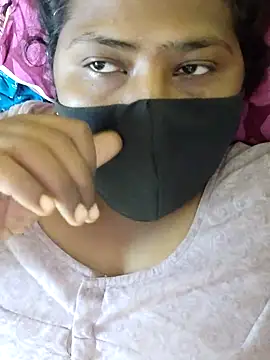 Snapshot of Tamilreethu chatting on 11.23.25 Tamilreethu online show from 11.23.25