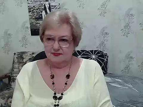 Renata62011 online show from 04.18.26