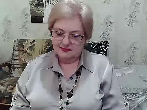 Snapshot of Renata62011 chatting on 05.18.26 Renata62011 online show from 05.18.26