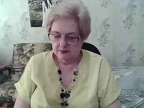 Snapshot of Renata62011 chatting on 05.21.26 Renata62011 online show from 05.21.26