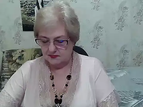 Snapshot of Renata62011 chatting on 05.26.26 Renata62011 online show from 05.26.26