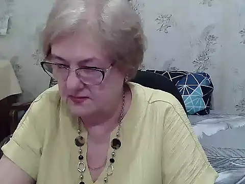 Snapshot of Renata62011 chatting on 06.10.26 Renata62011 online show from 06.10.26