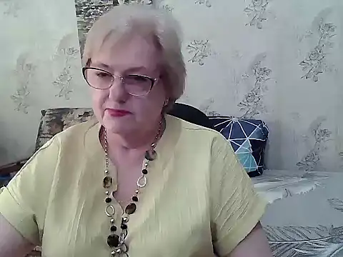 Snapshot of Renata62011 chatting on 06.12.26 Renata62011 online show from 06.12.26