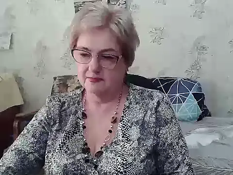 Snapshot of Renata62011 chatting on 06.20.26 Renata62011 online show from 06.20.26