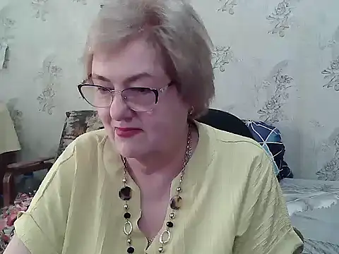 Snapshot of Renata62011 chatting on 06.21.26 Renata62011 online show from 06.21.26