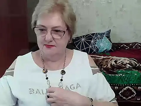 Snapshot of Renata62011 chatting on 06.26.26 Renata62011 online show from 06.26.26