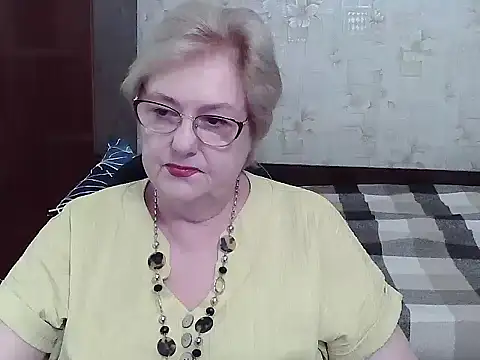 Snapshot of Renata62011 chatting on 06.29.26 Renata62011 online show from 06.29.26