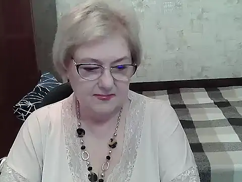Snapshot of Renata62011 chatting on 06.30.26 Renata62011 online show from 06.30.26