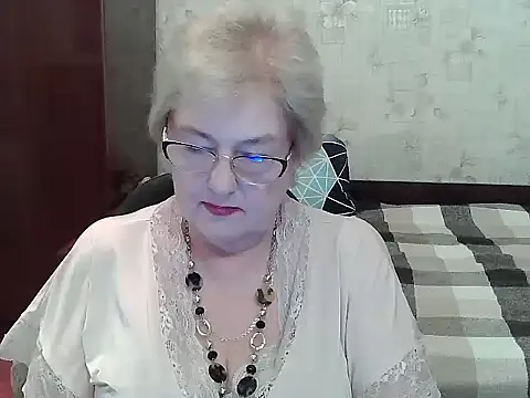 Snapshot of Renata62011 chatting on 07.13.26 Renata62011 online show from 07.13.26