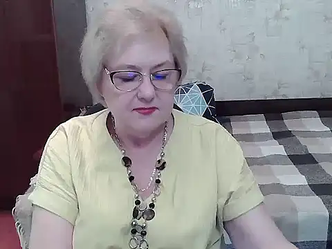 Snapshot of Renata62011 chatting on 07.14.26 Renata62011 online show from 07.14.26