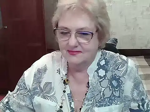 Snapshot of Renata62011 chatting on 07.15.26 Renata62011 online show from 07.15.26