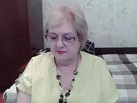 Snapshot of Renata62011 chatting on 07.20.26 Renata62011 online show from 07.20.26