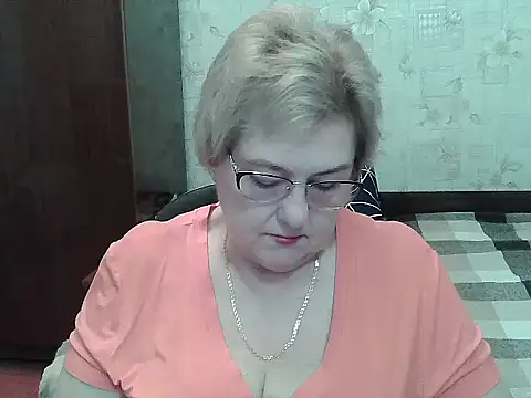 Snapshot of Renata62011 chatting on 07.28.26 Renata62011 online show from 07.28.26