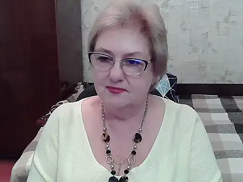 Snapshot of Renata62011 chatting on 07.30.26 Renata62011 online show from 07.30.26