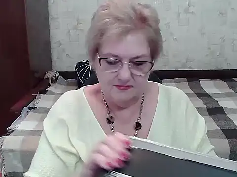 Snapshot of Renata62011 chatting on 08.04.26 Renata62011 online show from 08.04.26