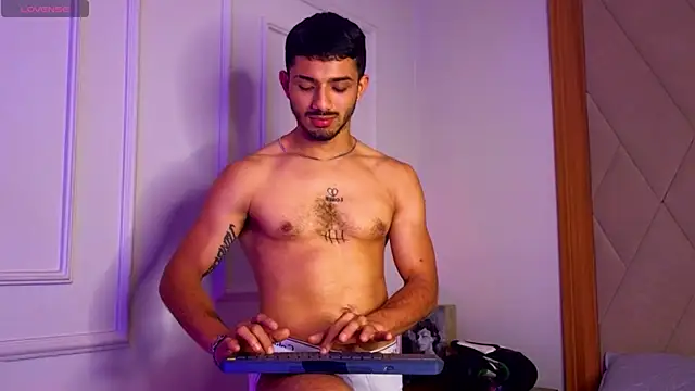 Snapshot of ArturoCardona_ chatting on 01.16.26 ArturoCardona online show from 01.16.26