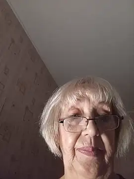 Snapshot of Anatolia5961 chatting on 05.28.26 Anatolia5961 online show from 05.28.26