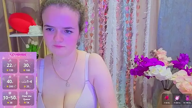 Snapshot of Luisa_Rosee chatting on 02.23.26 Luisa Rosee online show from 02.23.26