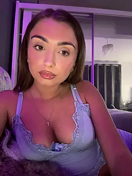 ellariverss online show from 08.05.26