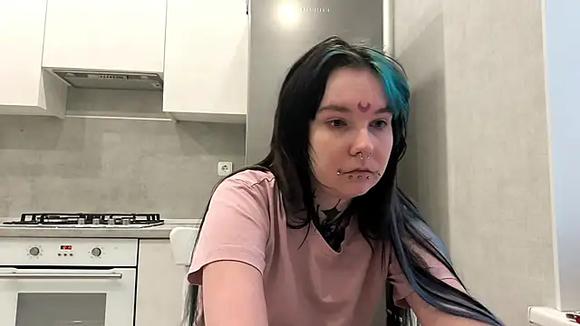 HighelikeGirl online show from 01.12.26