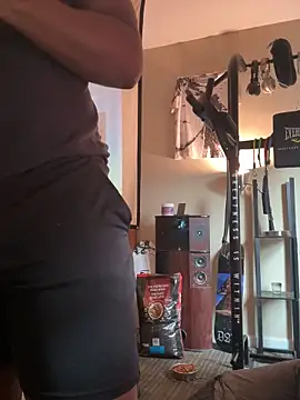 KeYBuMp323 online show from 10.05.25