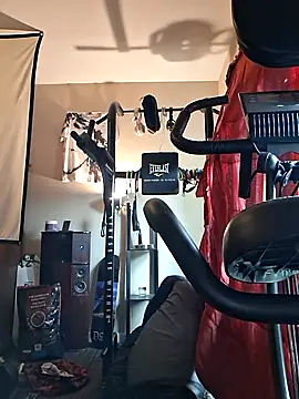 KeYBuMp323 online show from 10.07.25