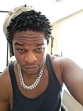 Snapshot of KeYBuMp323 chatting on 02.14.26 KeYBuMp323 online show from 02.14.26