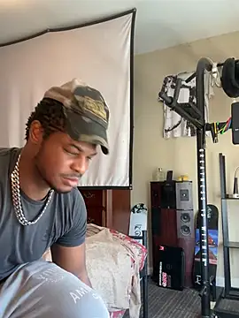 Snapshot of KeYBuMp323 chatting on 03.17.26 KeYBuMp323 online show from 03.17.26