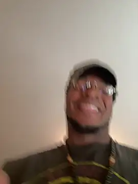 Snapshot of KeYBuMp323 chatting on 04.04.26 KeYBuMp323 online show from 04.04.26