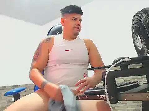 Snapshot of mister_cum1999 chatting on 02.03.26 mister cum1999 online show from 02.03.26