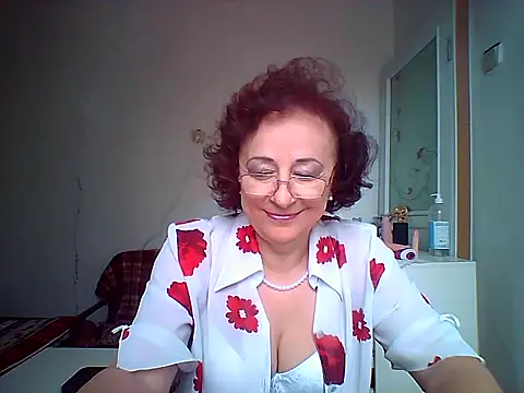Julia54391 online show from 10.22.25