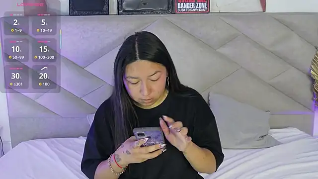 BellaRoux1 online show from 10.14.25