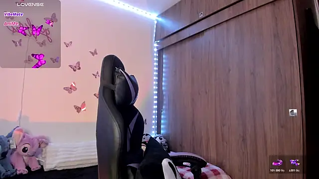 Snapshot of tiffany_sofia_1 chatting on 01.13.26 tiffany sofia 1 online show from 01.13.26